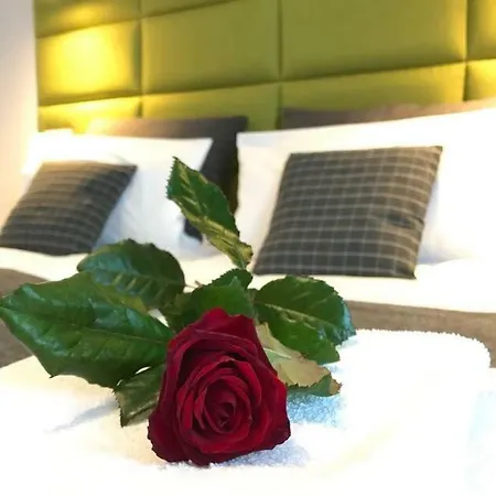 Premium - Chopin Airport *