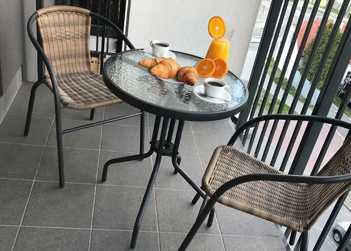 Premium - Chopin Airport アパート